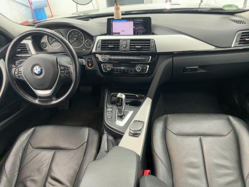 BMW 3er 320d xDrive Luxury Line Purity 2018 – снимка 18