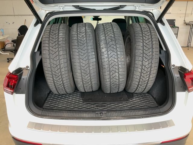 Volkswagen Tiguan 2.0 TSI 4Motion BlueMotion Tech 2020 – снимка 16