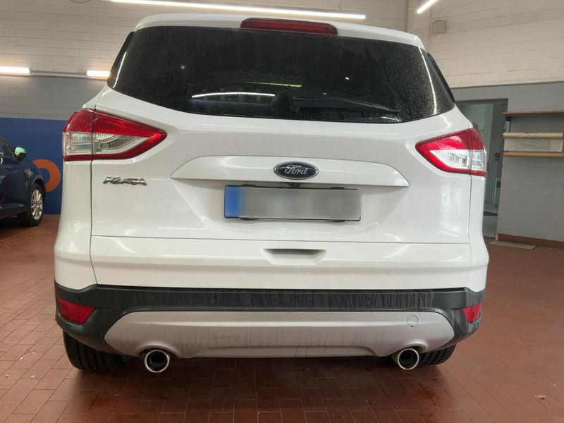 Ford Kuga 2.0 TDCi Titanium 2015 – снимка 7