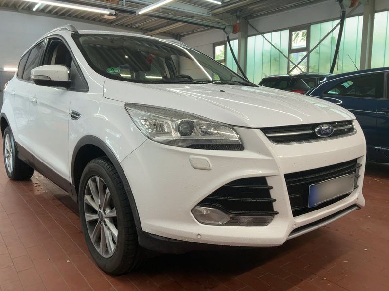 Ford Kuga 2.0 TDCi Titanium 2015 – снимка 12