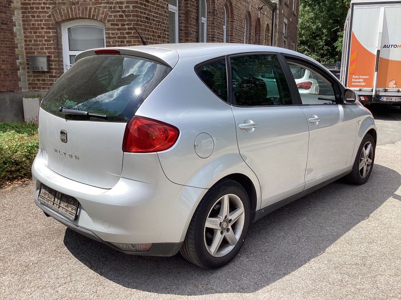 Seat Altea 1.6 TDI Reference Copa 2013 – снимка 2