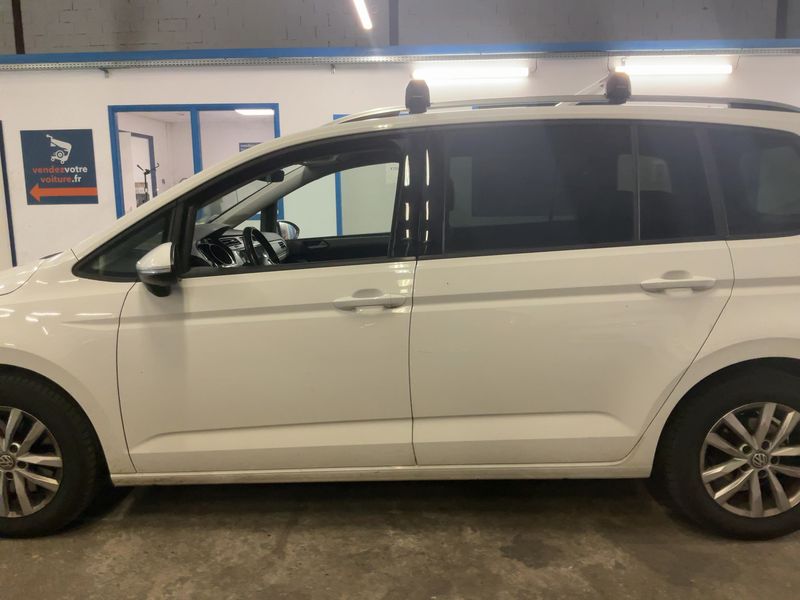 Volkswagen Touran 1.6 TDI Confortline Business BlueMotion Tech 2019 – снимка 4