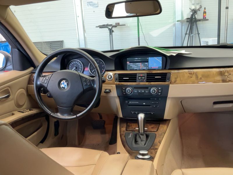 BMW 3er 325i 2006 – снимка 17