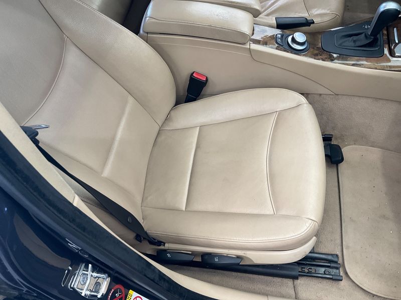 BMW 3er 325i 2006 – снимка 38
