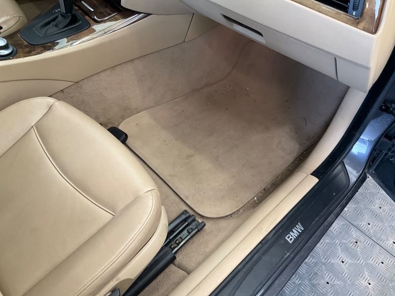 BMW 3er 325i 2006 – снимка 39