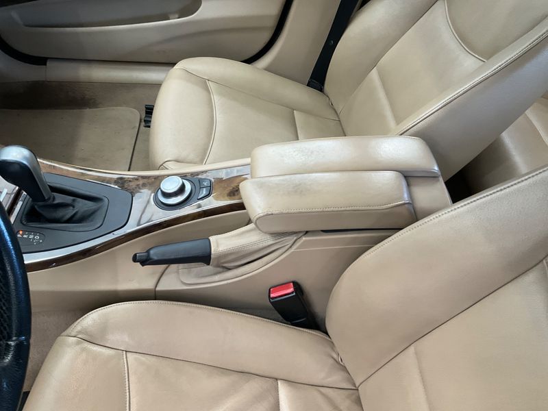 BMW 3er 325i 2006 – снимка 27