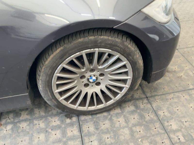 BMW 3er 325i 2006 – снимка 11