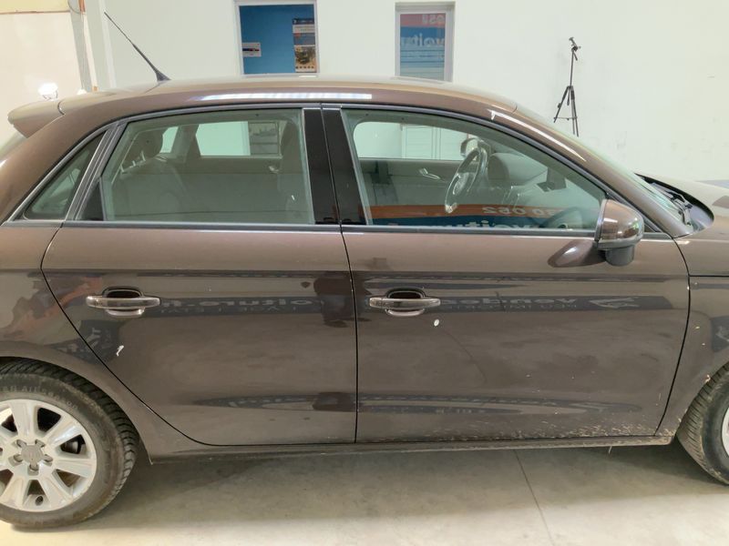 Audi A1 Sportback 1.6 TDI Attraction 2015 – снимка 10