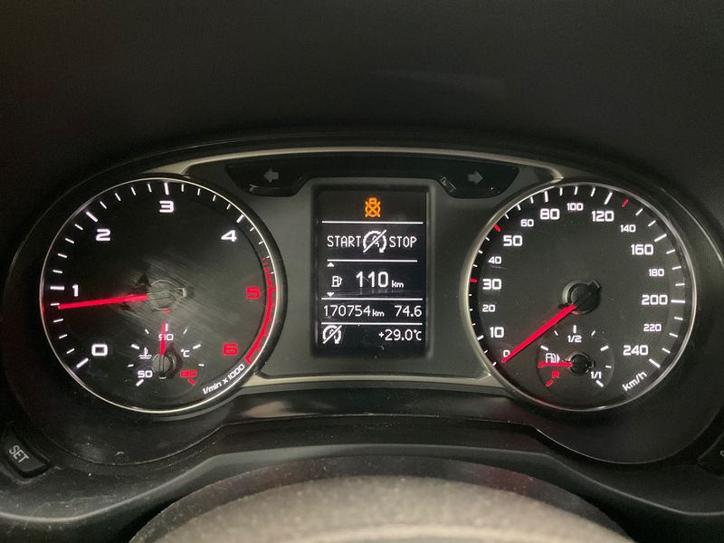 Audi A1 Sportback 1.6 TDI Attraction 2015 – снимка 18