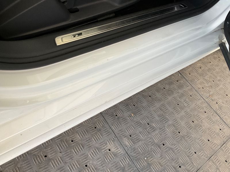 Volkswagen Passat 1.8 TSI Highline BlueMotion Tech 2016 – снимка 23