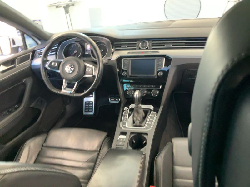 Volkswagen Passat 1.8 TSI Highline BlueMotion Tech 2016 – снимка 18