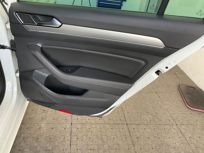 Volkswagen Passat 1.8 TSI Highline BlueMotion Tech 2016 – снимка 33