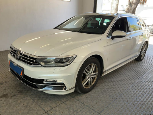 Volkswagen Passat 1.8 TSI Highline BlueMotion Tech 2016 – снимка 1