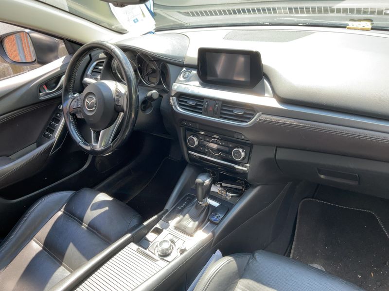 Mazda 6 2.2 Turbodiesel Attraction 2015 – снимка 17