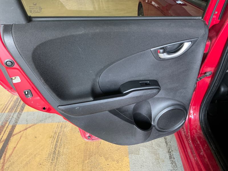 Honda Jazz 1.4 Si 2015 – снимка 36