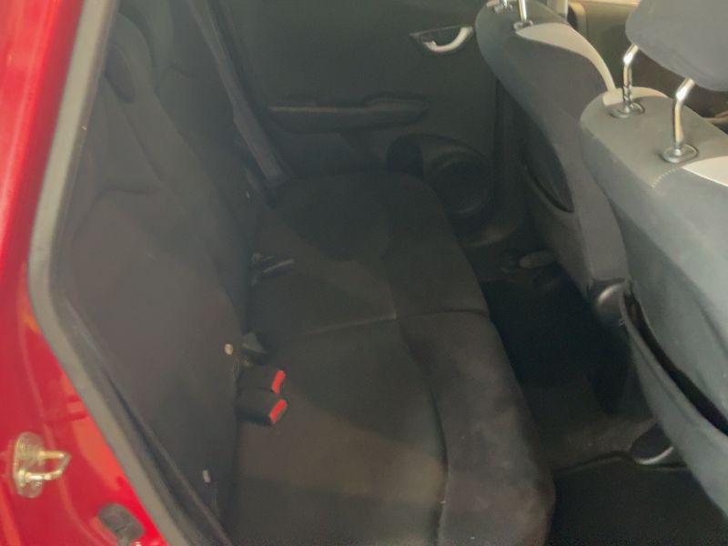 Honda Jazz 1.4 Si 2015 – снимка 19