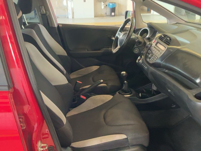 Honda Jazz 1.4 Si 2015 – снимка 16