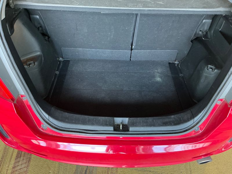 Honda Jazz 1.4 Si 2015 – снимка 29