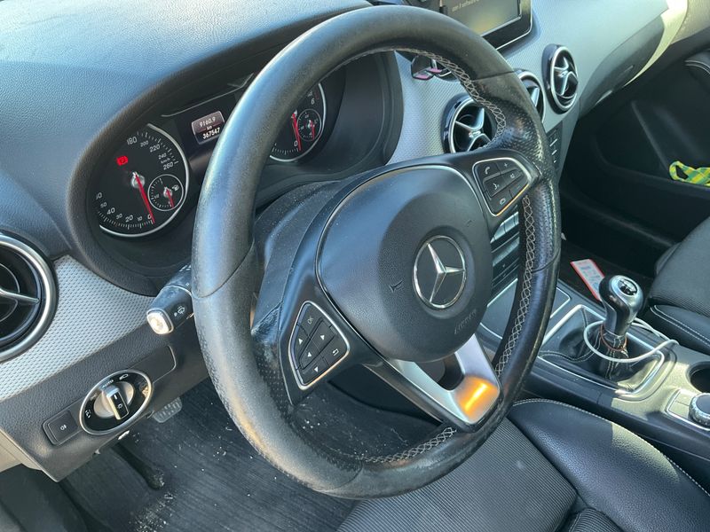 Mercedes-Benz B-Klasse B 180 CDI AMG Sport 2016 – снимка 28