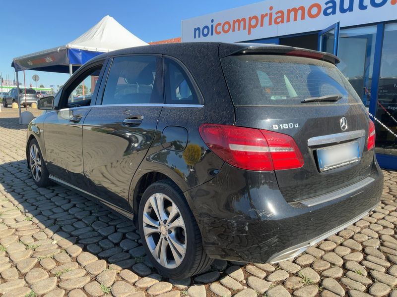 Mercedes-Benz B-Klasse B 180 CDI AMG Sport 2016 – снимка 6