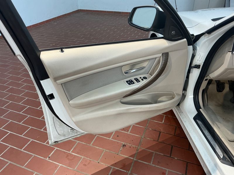 BMW 3er 320d 2013 – снимка 25