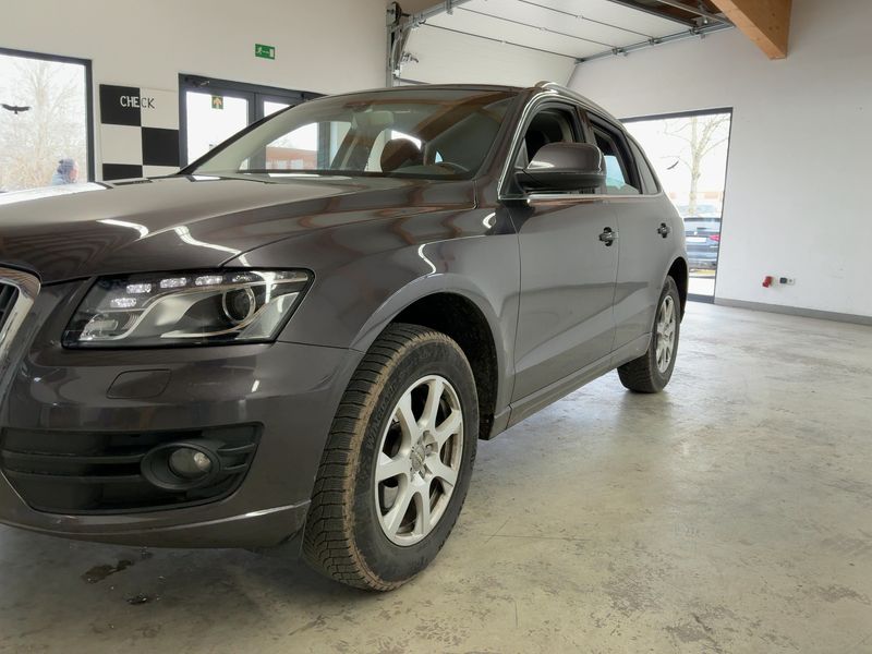 Audi Q5 2.0 TDI quattro 2011 – снимка 2