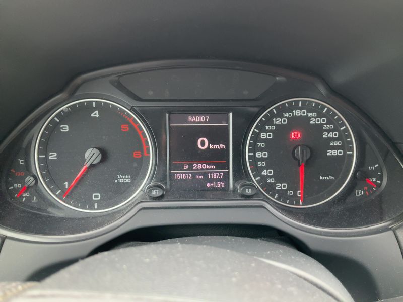Audi Q5 2.0 TDI quattro 2011 – снимка 19