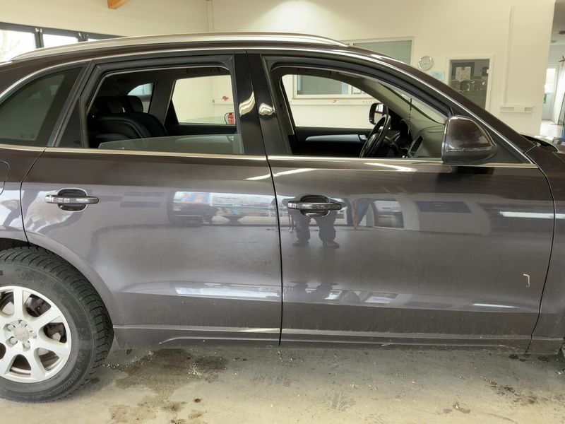 Audi Q5 2.0 TDI quattro 2011 – снимка 10