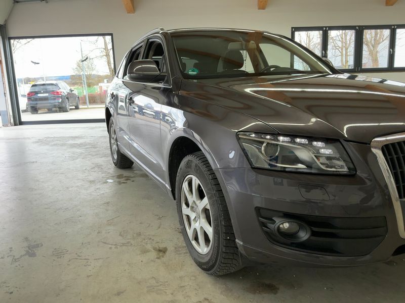 Audi Q5 2.0 TDI quattro 2011 – снимка 12