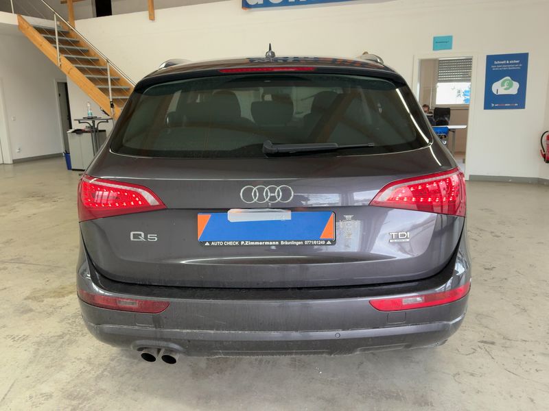 Audi Q5 2.0 TDI quattro 2011 – снимка 7