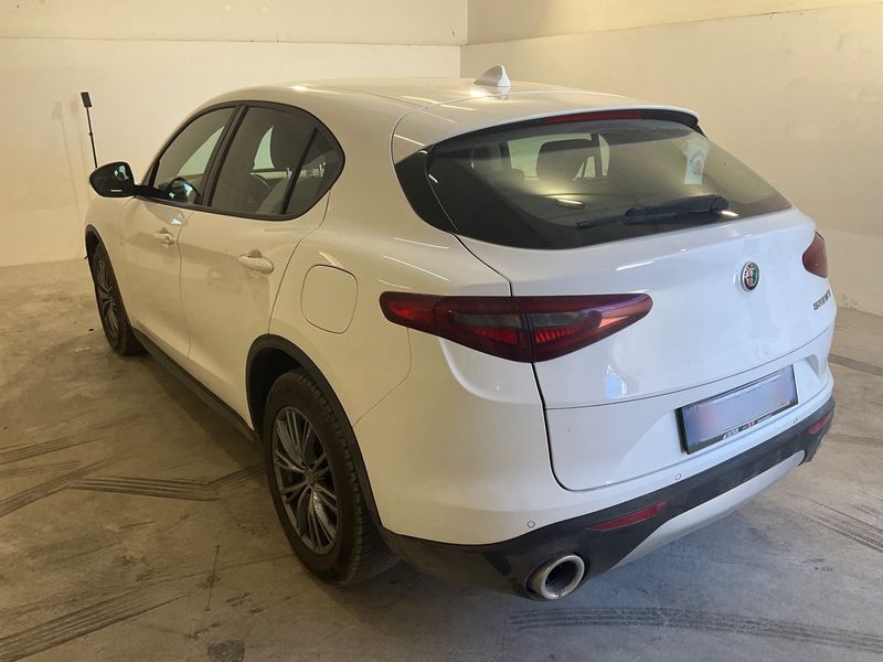Alfa Romeo Stelvio 2.2 JTDM Super 2WD 2018 – снимка 6