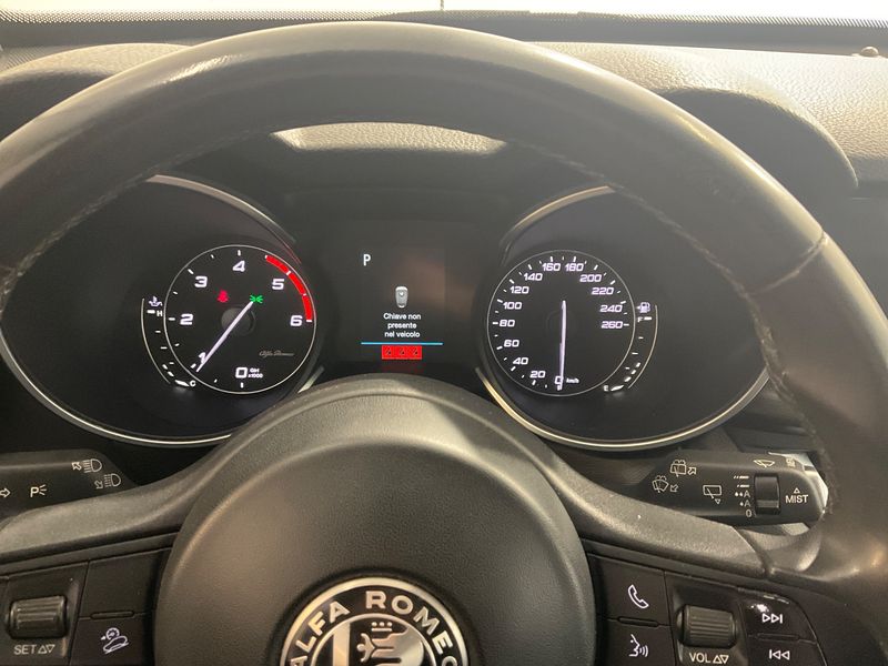 Alfa Romeo Stelvio 2.2 JTDM Super 2WD 2018 – снимка 18