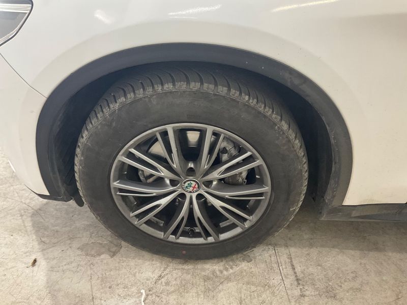 Alfa Romeo Stelvio 2.2 JTDM Super 2WD 2018 – снимка 3