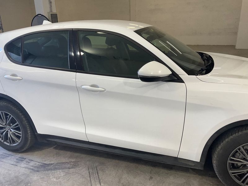 Alfa Romeo Stelvio 2.2 JTDM Super 2WD 2018 – снимка 10