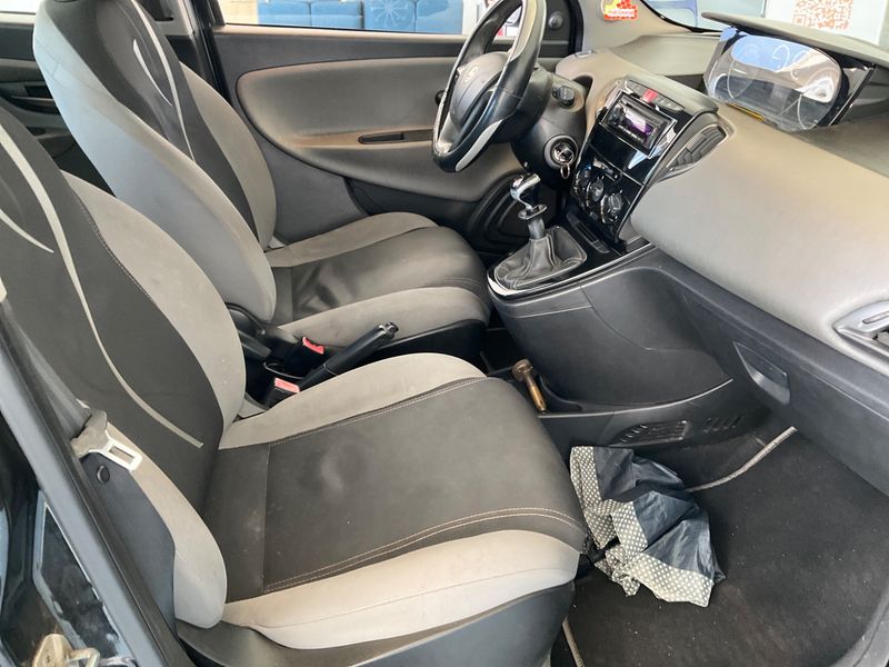 Lancia Ypsilon 1.2 GPL Silver 2012 – снимка 3