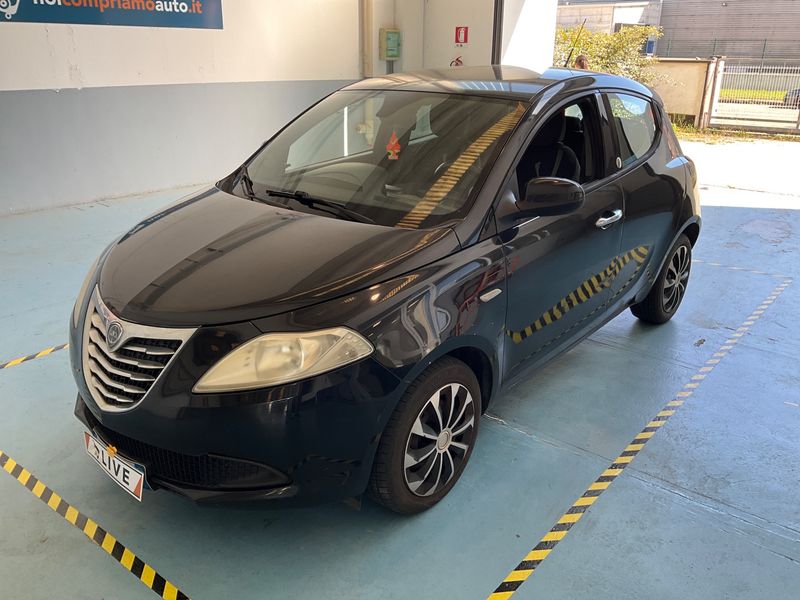 Lancia Ypsilon 1.2 GPL Silver 2012 – снимка 1