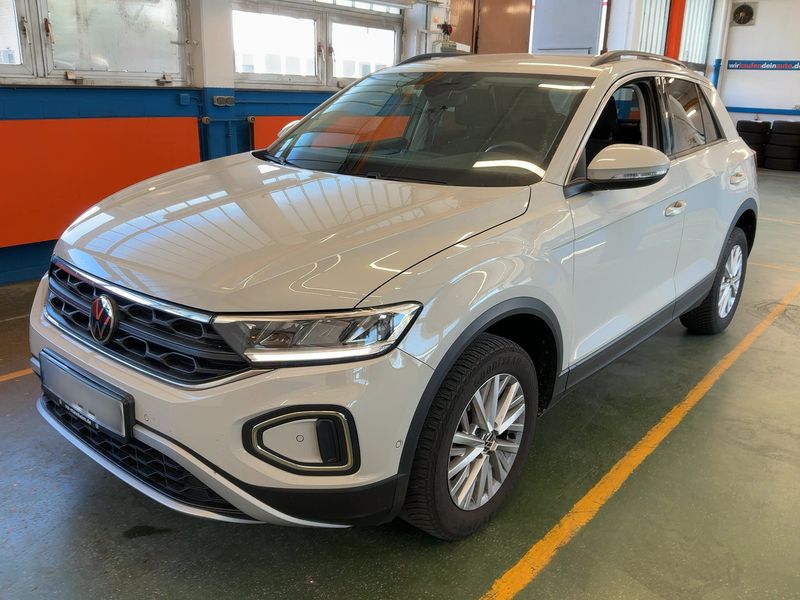 Volkswagen T-Roc 1.0 TSI Life 2022 – снимка 1