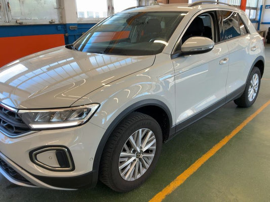 Volkswagen T-Roc 1.0 TSI Life 2022 – снимка 2