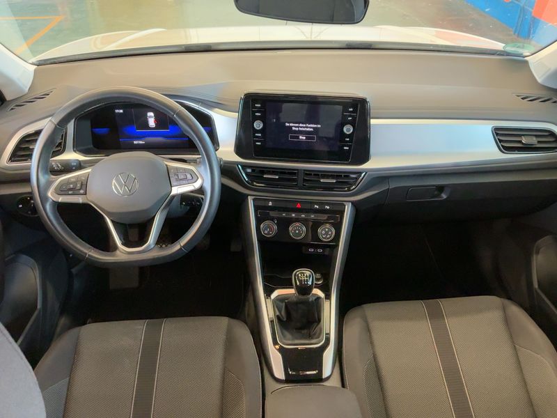 Volkswagen T-Roc 1.0 TSI Life 2022 – снимка 17