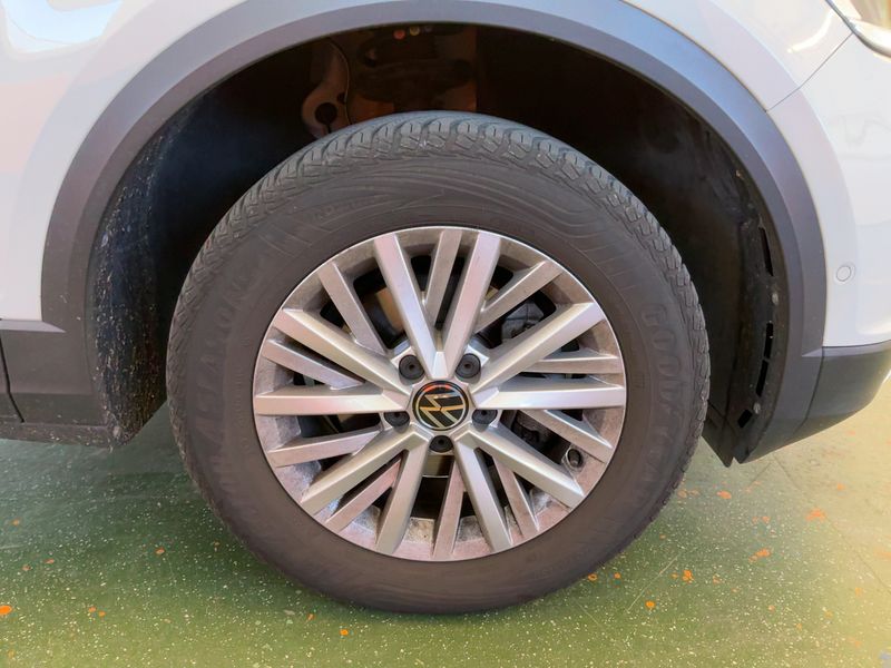 Volkswagen T-Roc 1.0 TSI Life 2022 – снимка 11