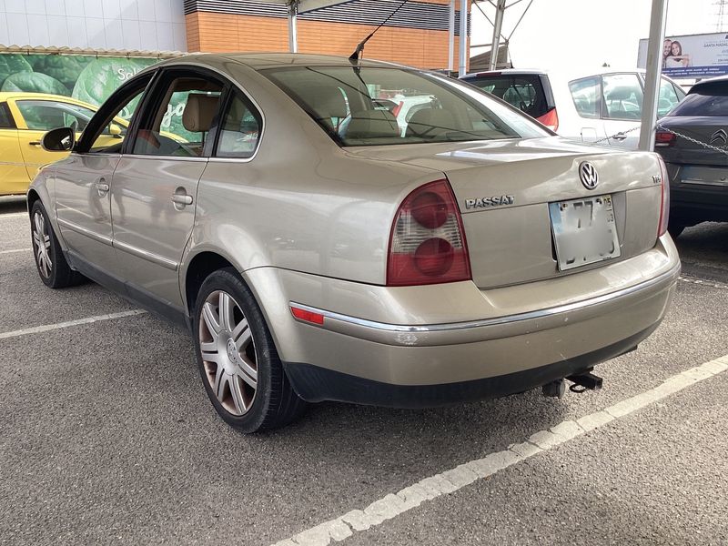 Volkswagen Passat 2.0 TDI Comfortline 2005 – снимка 6