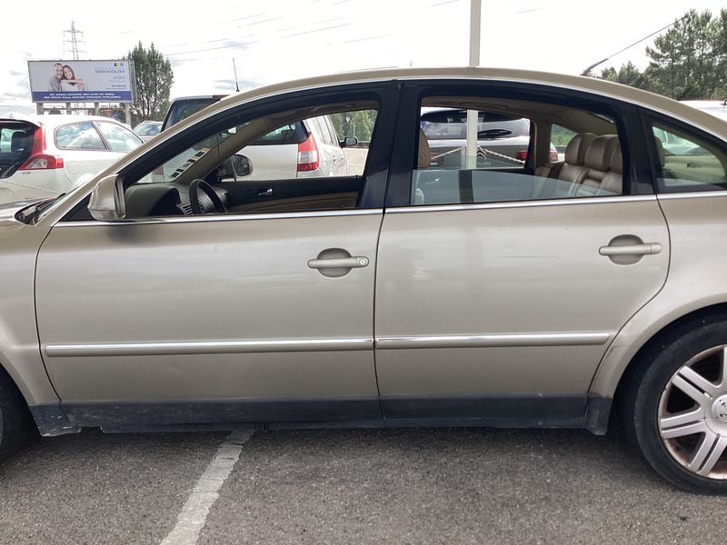 Volkswagen Passat 2.0 TDI Comfortline 2005 – снимка 4