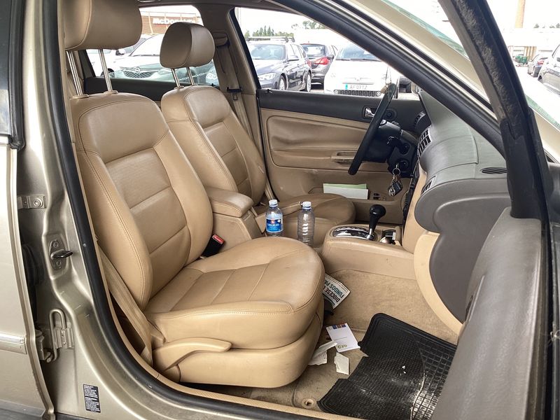 Volkswagen Passat 2.0 TDI Comfortline 2005 – снимка 11