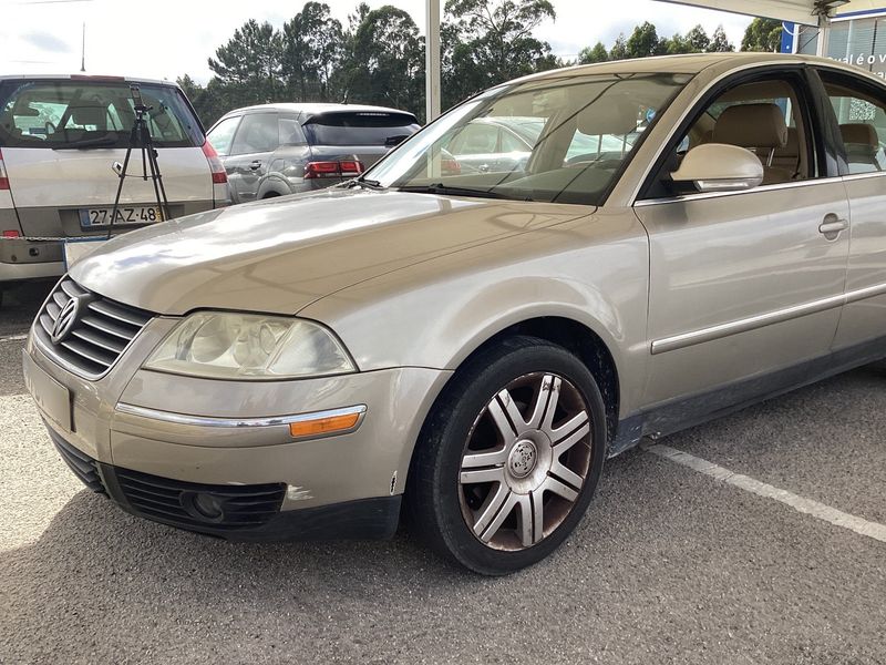 Volkswagen Passat 2.0 TDI Comfortline 2005 – снимка 2