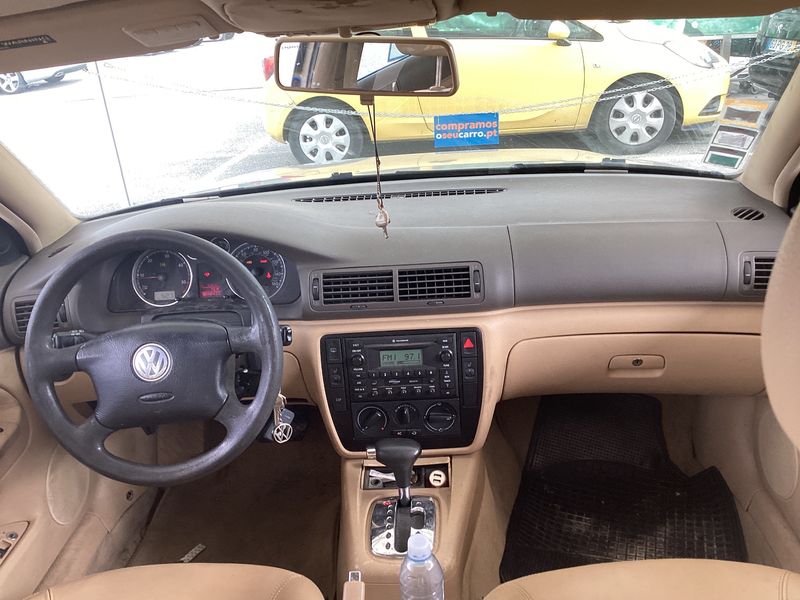 Volkswagen Passat 2.0 TDI Comfortline 2005 – снимка 17