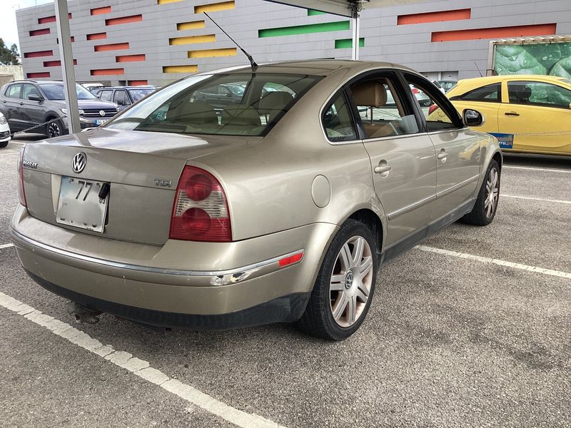 Volkswagen Passat 2.0 TDI Comfortline 2005 – снимка 8
