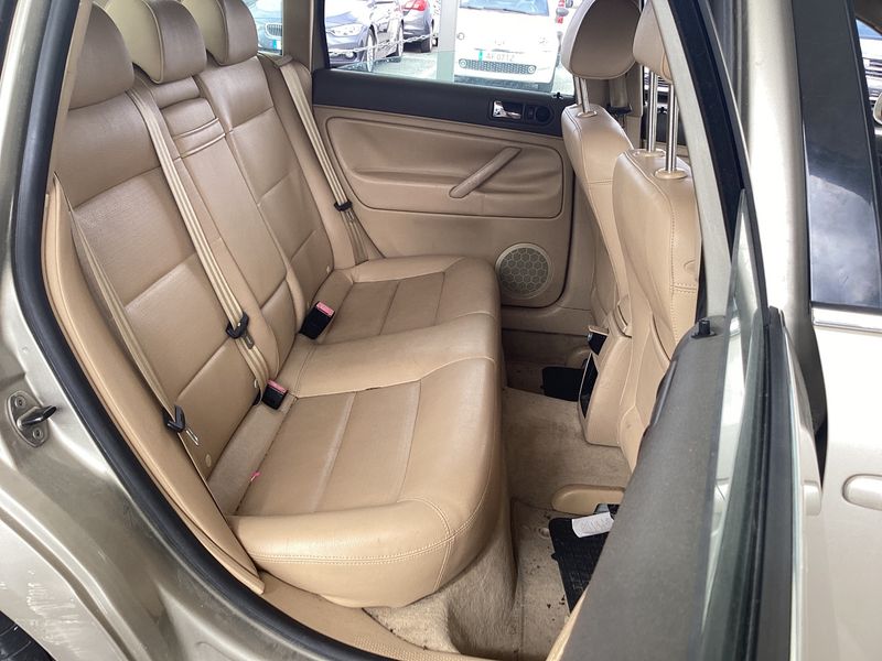 Volkswagen Passat 2.0 TDI Comfortline 2005 – снимка 19