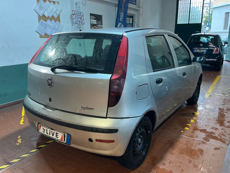 Fiat Punto 1.2 Classic Active 2010 – снимка 2