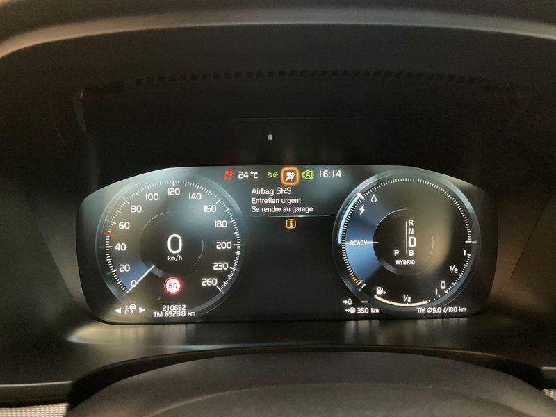 Volvo V90 2.0 T8 Plug-in Hybrid Inscription Luxe AWD 2018 – снимка 18