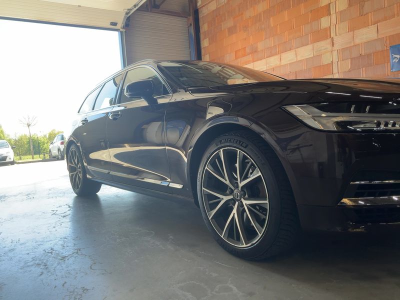 Volvo V90 2.0 T8 Plug-in Hybrid Inscription Luxe AWD 2018 – снимка 12